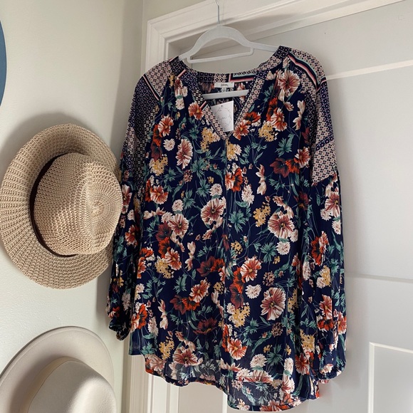 Floral Blouse - Picture 1 of 3